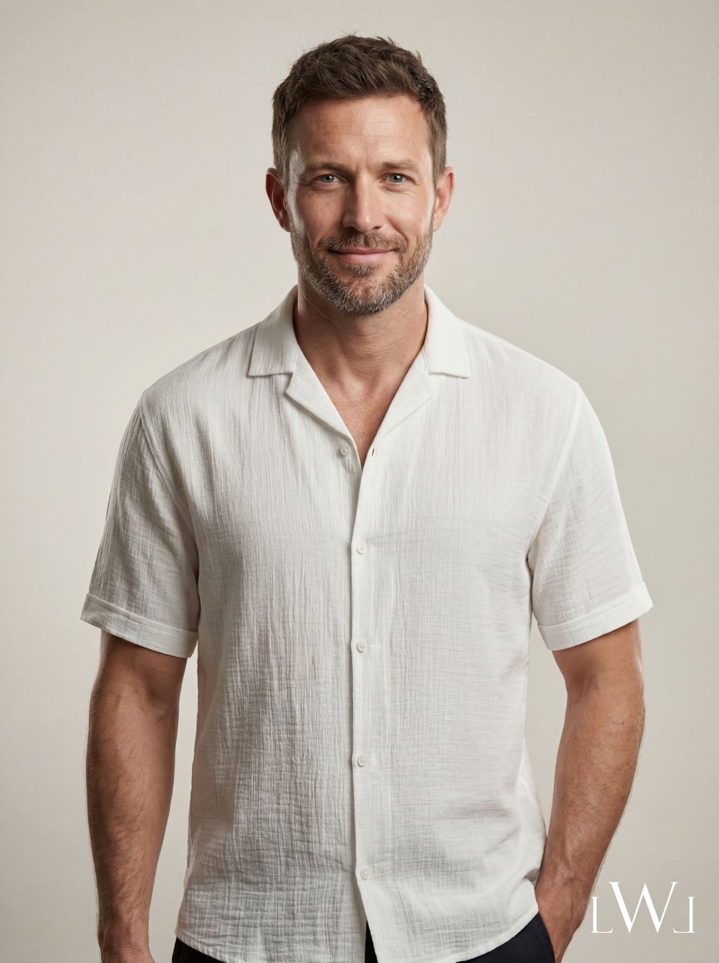 Müslin Kumaş Yazlık Gömlek - Küba Yaka ve Ferah Kesim - Beyaz
